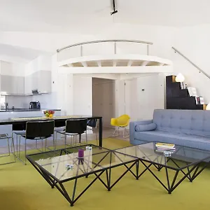 Joivy Lux And Spacious 1br With Huge Terrace, 5mins To Academy Of Sciences Appartement Lisboa